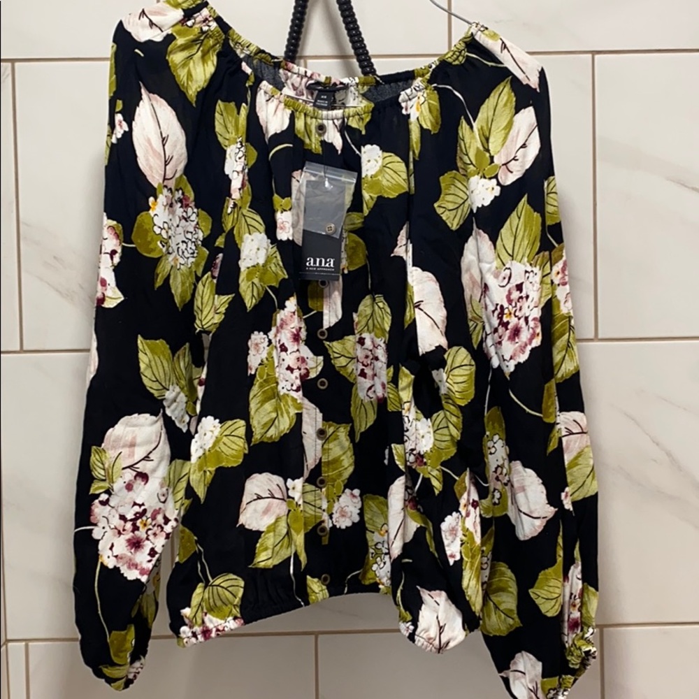 A.n.a Floral Top